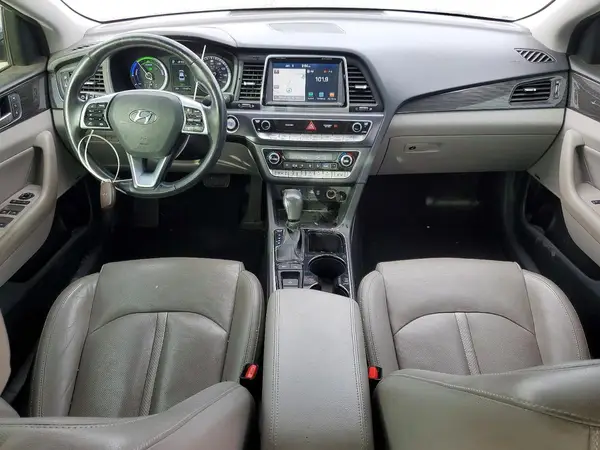 KMHE34L31JA082838 2018 HYUNDAI SONATA - Image 8