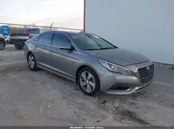 KMHE34L32HA075939 2017 HYUNDAI SONATA