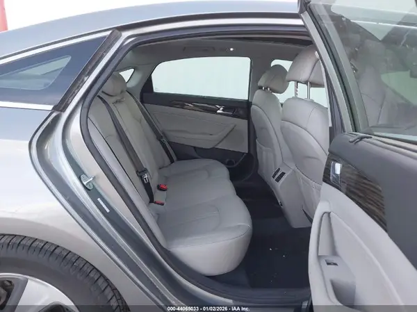 KMHE34L32HA075939 2017 HYUNDAI SONATA - Image 8