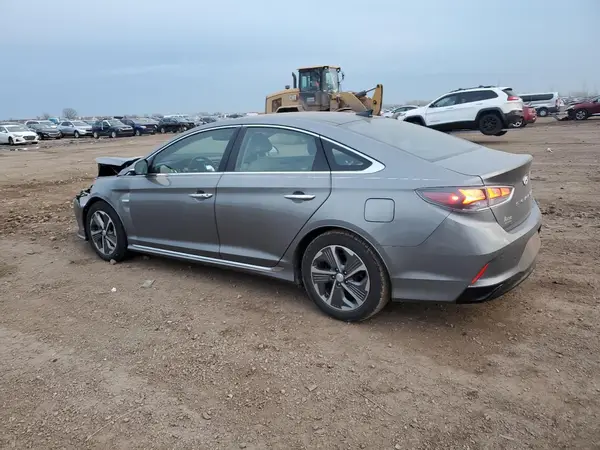 KMHE34L32JA079124 2018 HYUNDAI SONATA - Image 2