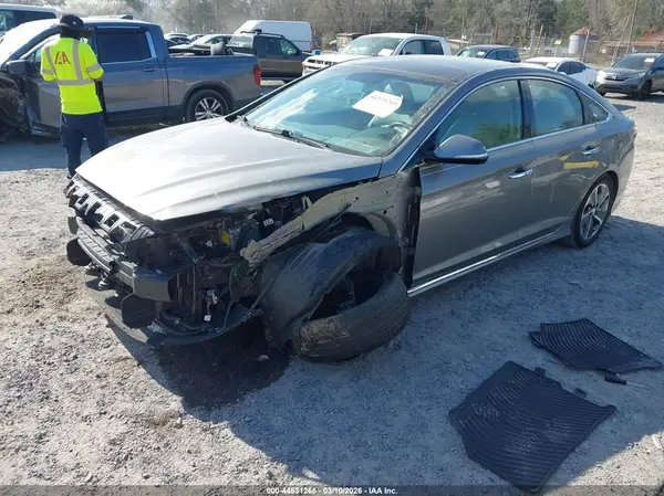 KMHE34L32JA082976 2018 HYUNDAI SONATA - Image 2
