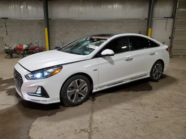 KMHE34L32KA088097 2019 HYUNDAI SONATA - Image 1