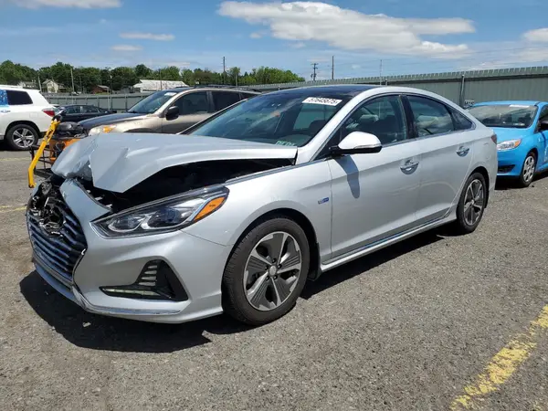 KMHE34L32KA089539 2019 HYUNDAI SONATA - Image 1