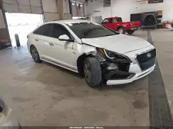 KMHE34L33HA065470 2017 HYUNDAI SONATA