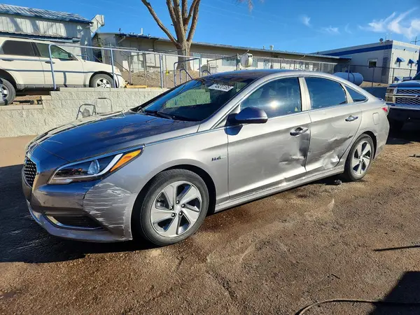 KMHE34L33HA071415 2017 HYUNDAI SONATA - Image 1