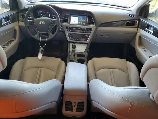 KMHE34L33HA075674 2017 HYUNDAI SONATA - Image 8
