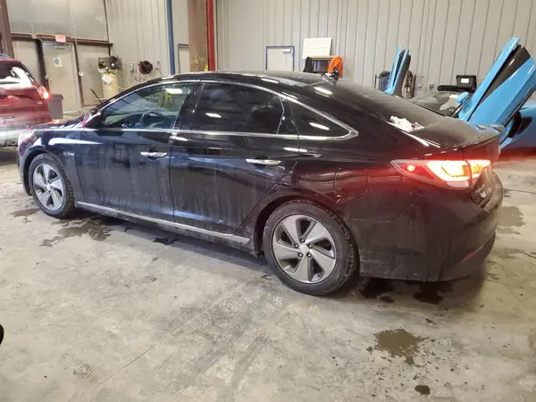 KMHE34L33HA075982 2017 HYUNDAI SONATA - Image 2