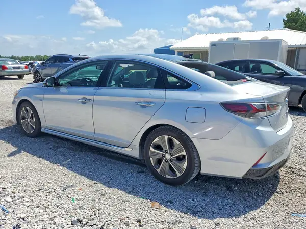 KMHE34L33JA087037 2018 HYUNDAI SONATA - Image 2