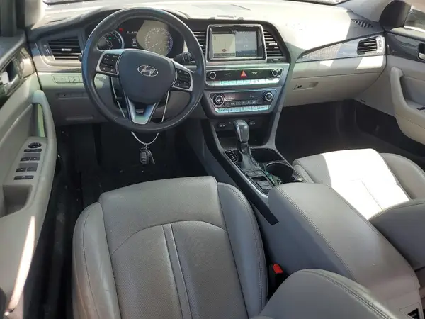 KMHE34L33JA087037 2018 HYUNDAI SONATA - Image 8