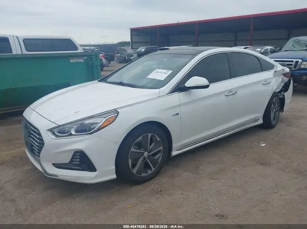 KMHE34L33KA088383 2019 HYUNDAI SONATA - Image 2