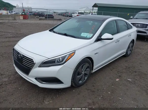 KMHE34L34HA062335 2017 HYUNDAI SONATA - Image 2