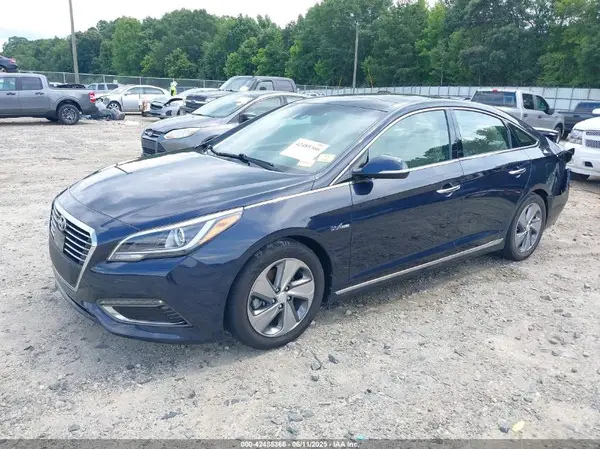 KMHE34L34HA069964 2017 HYUNDAI SONATA - Image 2