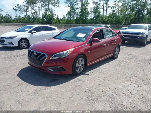 KMHE34L35HA063011 2017 HYUNDAI SONATA - Image 2