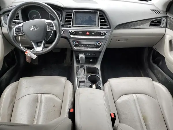 KMHE34L35JA086777 2018 HYUNDAI SONATA - Image 8