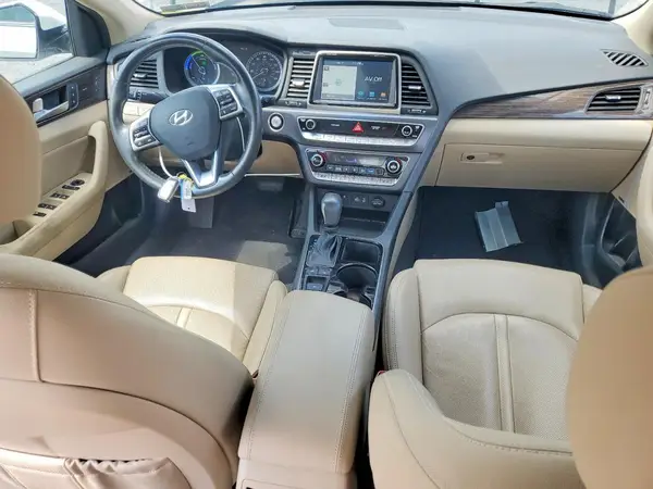 KMHE34L35KA087901 2019 HYUNDAI SONATA - Image 8