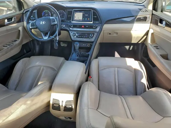 KMHE34L35KA092435 2019 HYUNDAI SONATA - Image 8