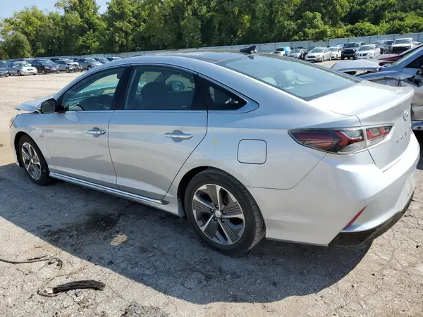 KMHE34L35KA094282 2019 HYUNDAI SONATA - Image 2