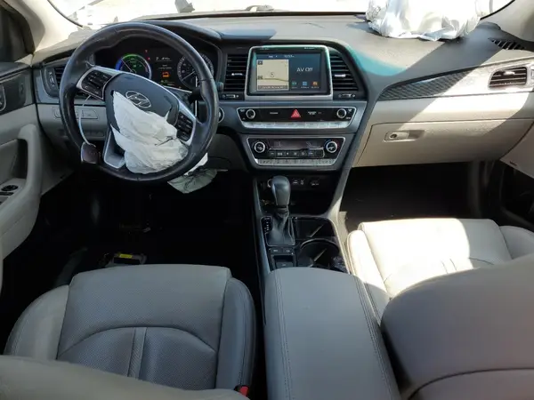 KMHE34L35KA094282 2019 HYUNDAI SONATA - Image 8