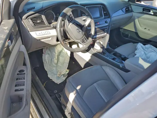 KMHE34L36KA093643 2019 HYUNDAI SONATA - Image 8