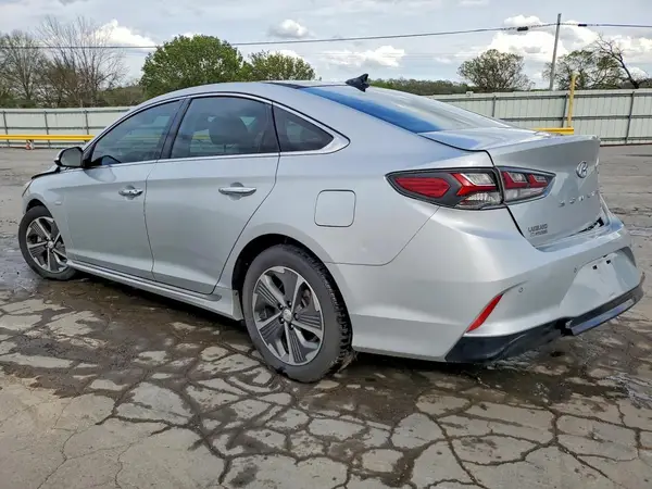 KMHE34L37JA078552 2018 HYUNDAI SONATA - Image 2