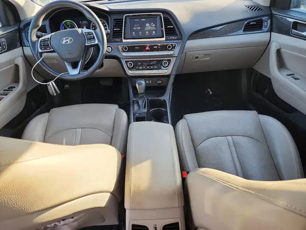 KMHE34L37JA083024 2018 HYUNDAI SONATA - Image 8
