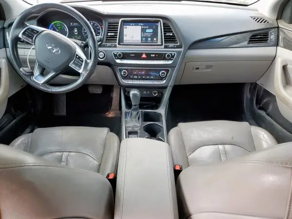 KMHE34L37JA084223 2018 HYUNDAI SONATA - Image 8