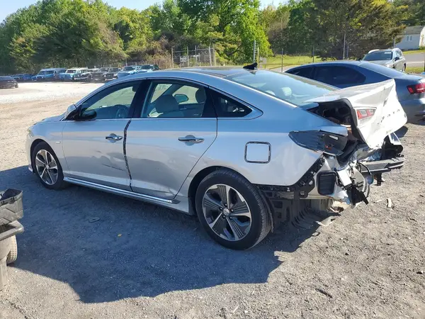 KMHE34L37JA087395 2018 HYUNDAI SONATA - Image 2
