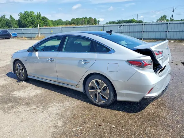 KMHE34L37KA088693 2019 HYUNDAI SONATA - Image 2