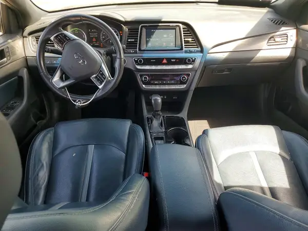 KMHE34L37KA093747 2019 HYUNDAI SONATA - Image 8