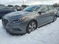 KMHE34L38HA075704 2017 HYUNDAI SONATA