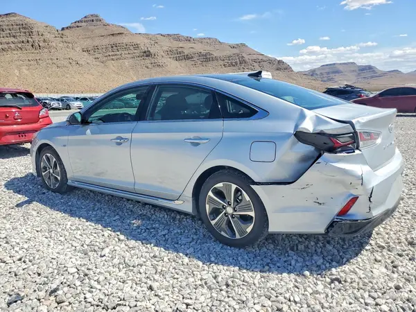 KMHE34L38KA084913 2019 HYUNDAI SONATA - Image 2