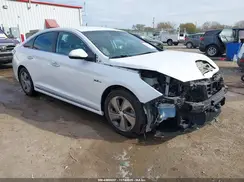 KMHE34L39HA071368 2017 HYUNDAI SONATA