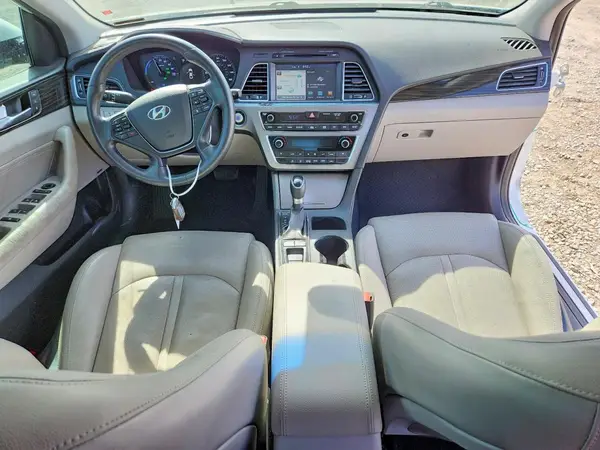 KMHE34L39HA071533 2017 HYUNDAI SONATA - Image 8
