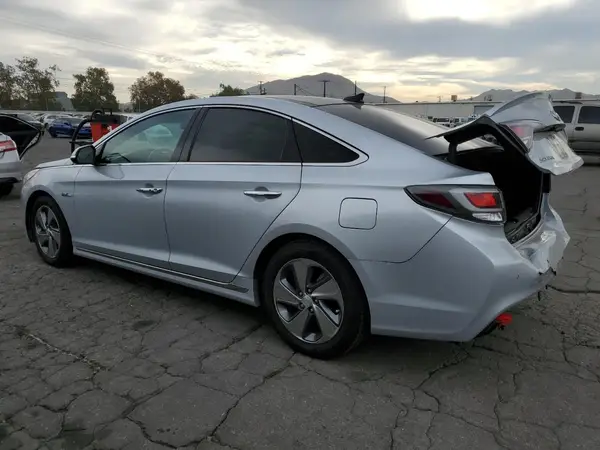 KMHE34L39HA074674 2017 HYUNDAI SONATA - Image 2