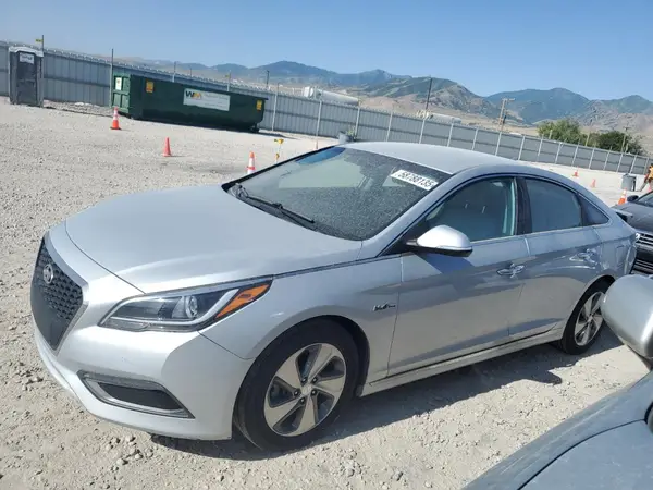 KMHE34L39HA077171 2017 HYUNDAI SONATA - Image 1