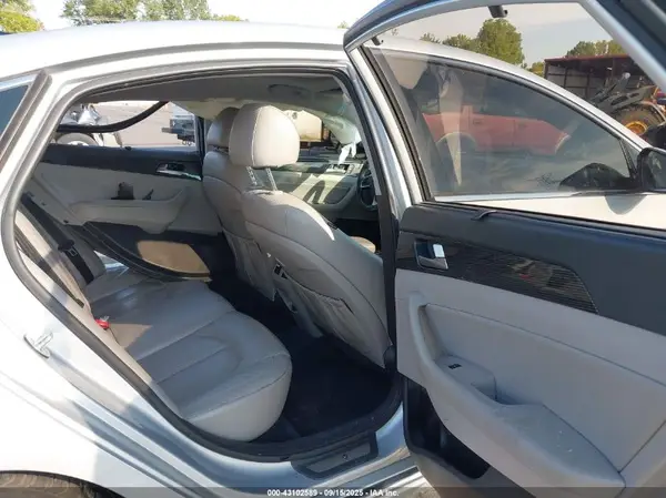 KMHE34L39KA090462 2019 HYUNDAI SONATA - Image 8