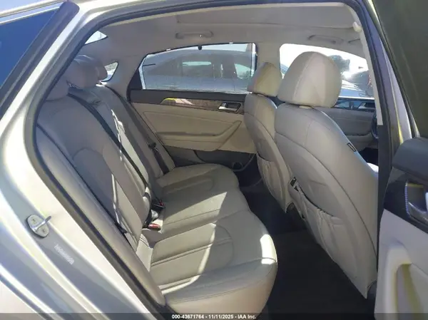KMHE34L39KA093166 2019 HYUNDAI SONATA - Image 8