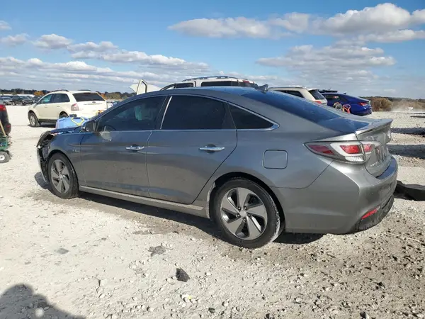 KMHE34L3XHA063313 2017 HYUNDAI SONATA - Image 2