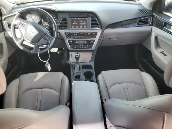KMHE34L3XHA063313 2017 HYUNDAI SONATA - Image 8