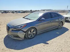 KMHE34L3XHA071461 2017 HYUNDAI SONATA