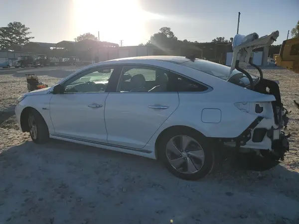 KMHE34L3XHA076014 2017 HYUNDAI SONATA - Image 2