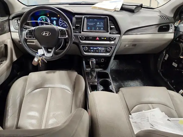 KMHE34L3XJA080814 2018 HYUNDAI SONATA - Image 8