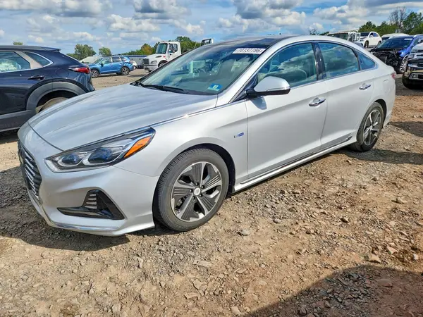 KMHE34L3XJA081400 2018 HYUNDAI SONATA - Image 1