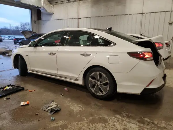 KMHE34L3XJA083972 2018 HYUNDAI SONATA - Image 2