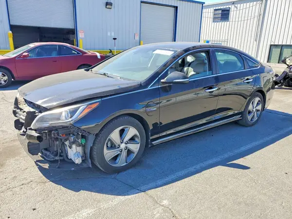 KMHE54L21HA049222 2017 HYUNDAI SONATA - Image 1