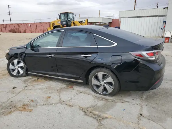 KMHE54L22GA031049 2016 HYUNDAI SONATA - Image 2