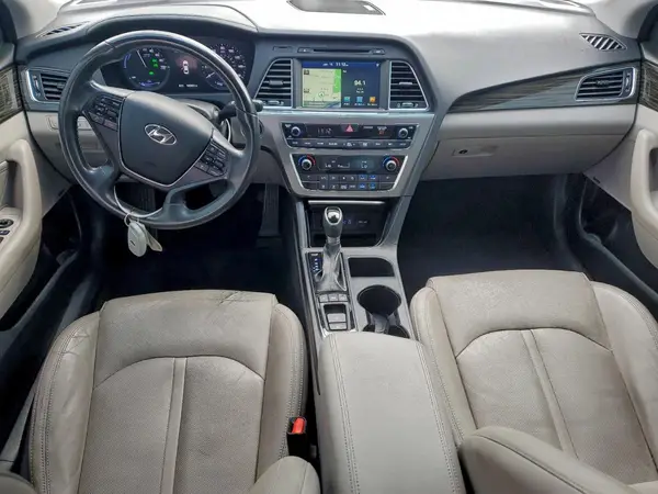 KMHE54L22HA075926 2017 HYUNDAI SONATA - Image 8