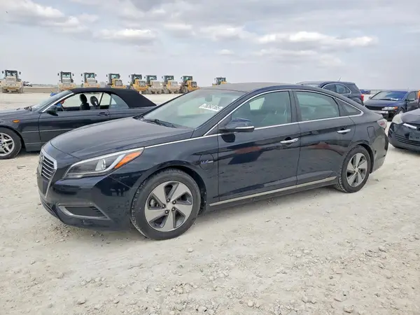 KMHE54L23GA031738 2016 HYUNDAI SONATA - Image 1