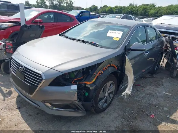 KMHE54L24HA071361 2017 HYUNDAI SONATA - Image 2