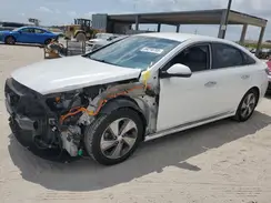 KMHE54L25HA045044 2017 HYUNDAI SONATA